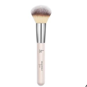 IT  cosmetics foundation brush. NIB